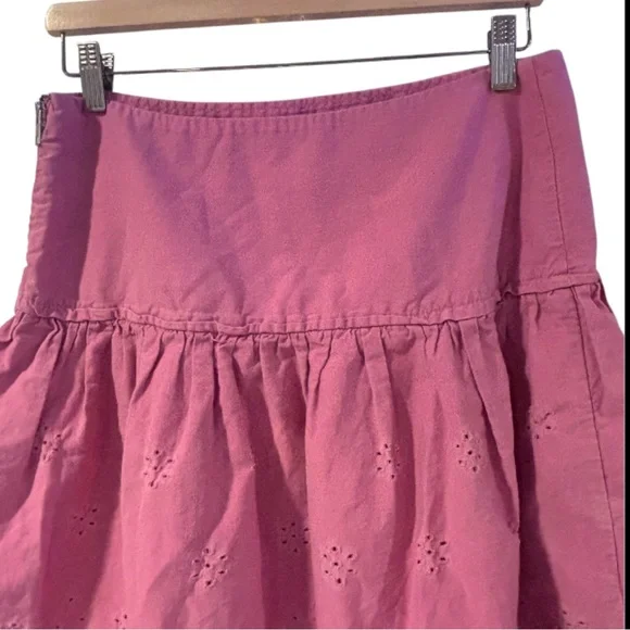 United Colors of Benetton Pink Eyelet short Skirt Size Medium - Picture 8 of 12